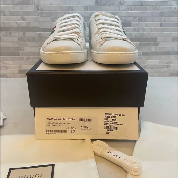 Preloved Gucci Tennis Ace Sneakers